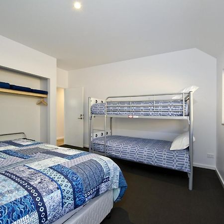 Margaret River Bungalow-1-Street - Pet Friendly Exterior photo