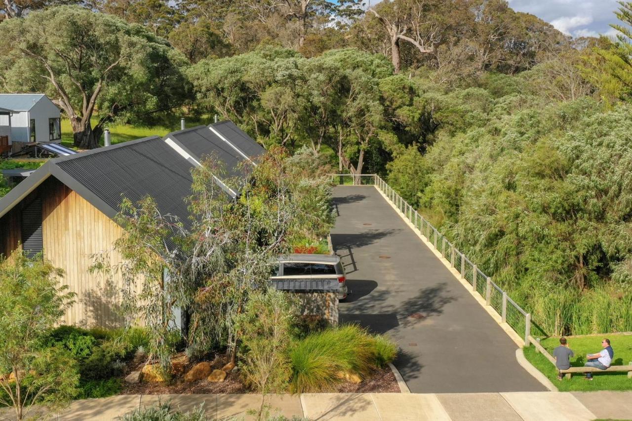 Margaret River Bungalow-1-Street - Pet Friendly Exterior photo